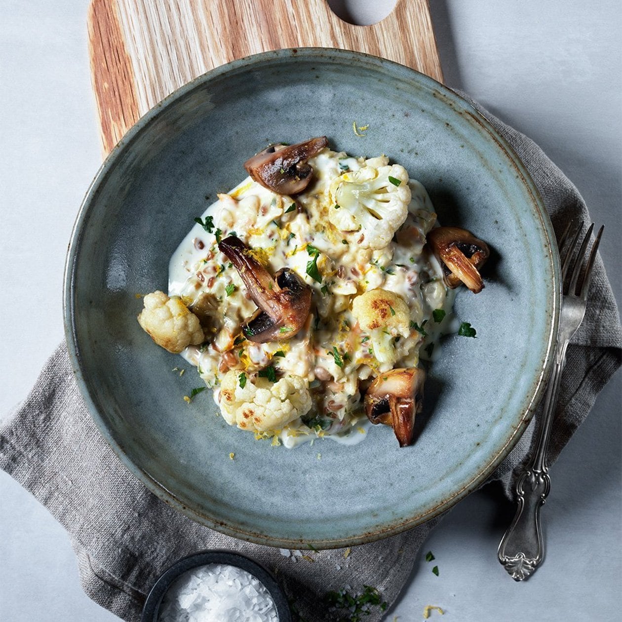 Risotto med dinkel, mathavre och rostad citrusblomkål – Recept