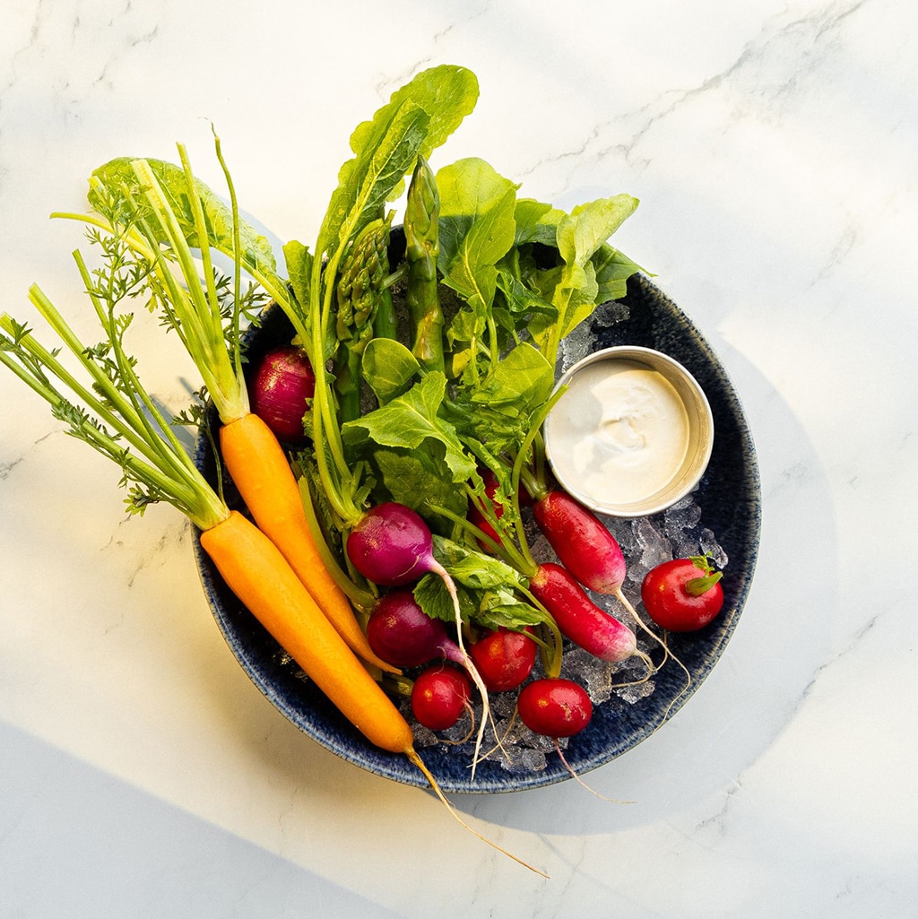 Krispiga primörer med pepparrotsdipp