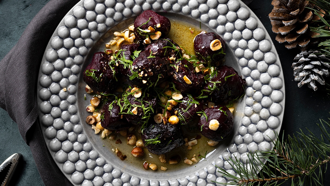 Grillade rödbetor med hasselnötter & brynt