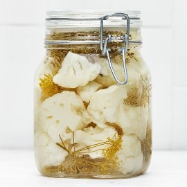 Inlagd blomkål och krondill