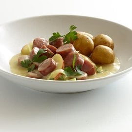 Korv och rotfruktsgryta med äpple, klimatsmart mat Korv och rotfruktsgryta med äpple, klimatsmart mat