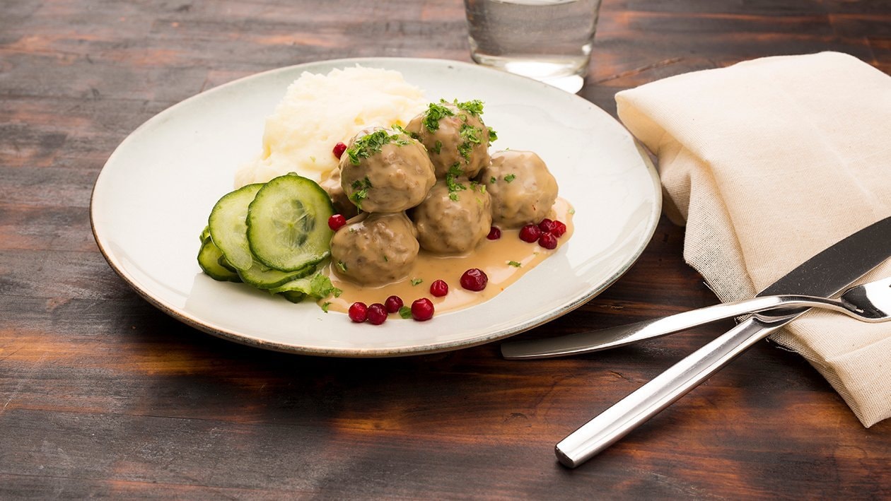 Köttbullar med Cold Base gräddsås – Recept