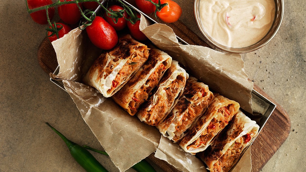 Murtabak - Filodeg med kyckling, tomat och chili – Recept Murtabak - Filodeg med kyckling, tomat och chili – Recept