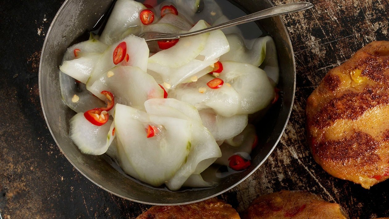 Picklad piri piri-gurka med koriander