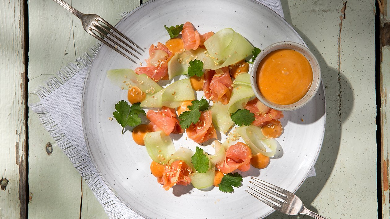 Gravlax med gurksallad och Ssamjang majonnäs – Recept