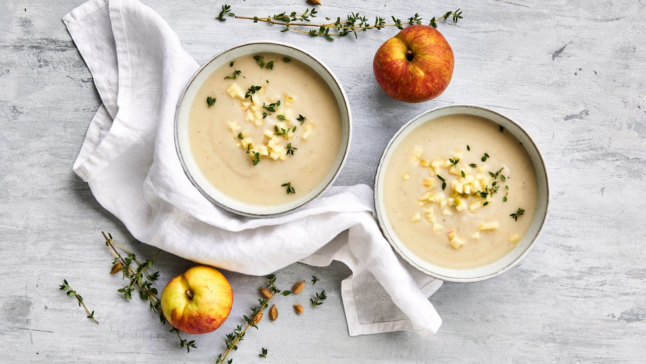 Blomkålssoppa med äpple och kardemumma – Recept
