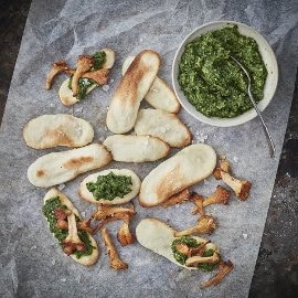 Enkel  grönkålspesto Enkel  grönkålspesto